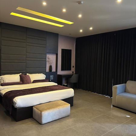 Louis V Hotel 베이루트 외부 사진